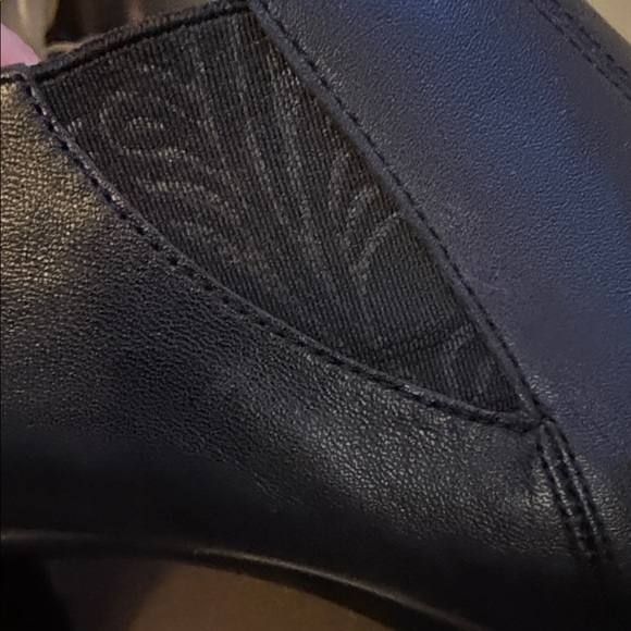 Dansko Bennett Black Pumps Womens 39 Euro/ 8 US Leather Shoes - Picture 6 of 9